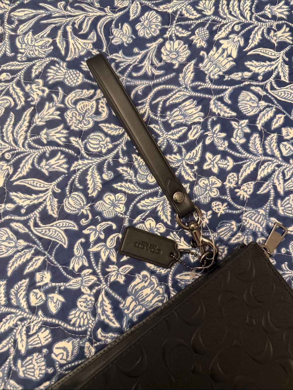 Coach Black Embossed Signature Leather Wristlet Clutch - Picture 3 of 6